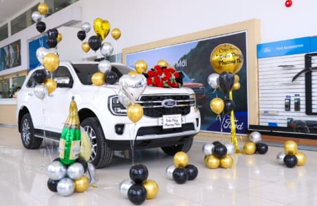 Trao xe Ford Everest Titanium 4X4