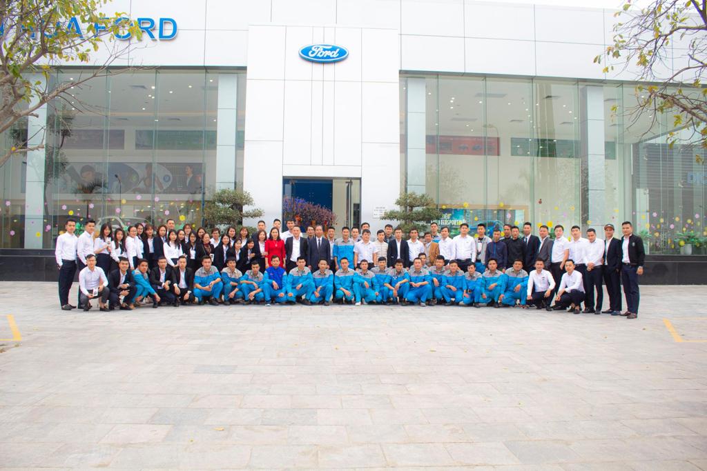 Cán bộ nhân viên Ford thanh hóa khai xuân năm 2021